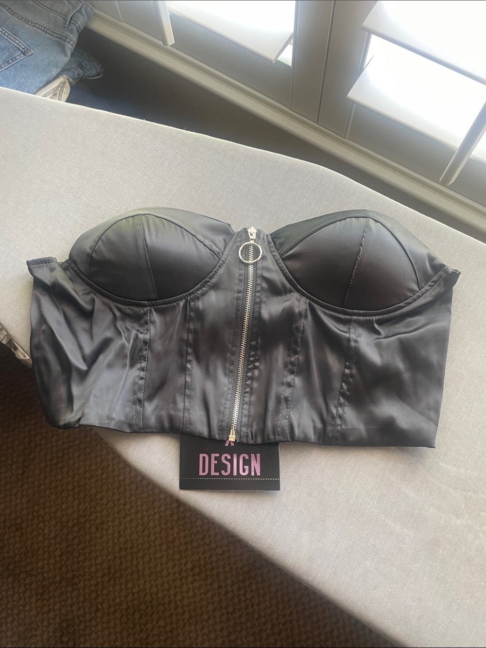 Love X Design Black Strapless Stretch Satin Bustier Zip-Front Crop Top Size M